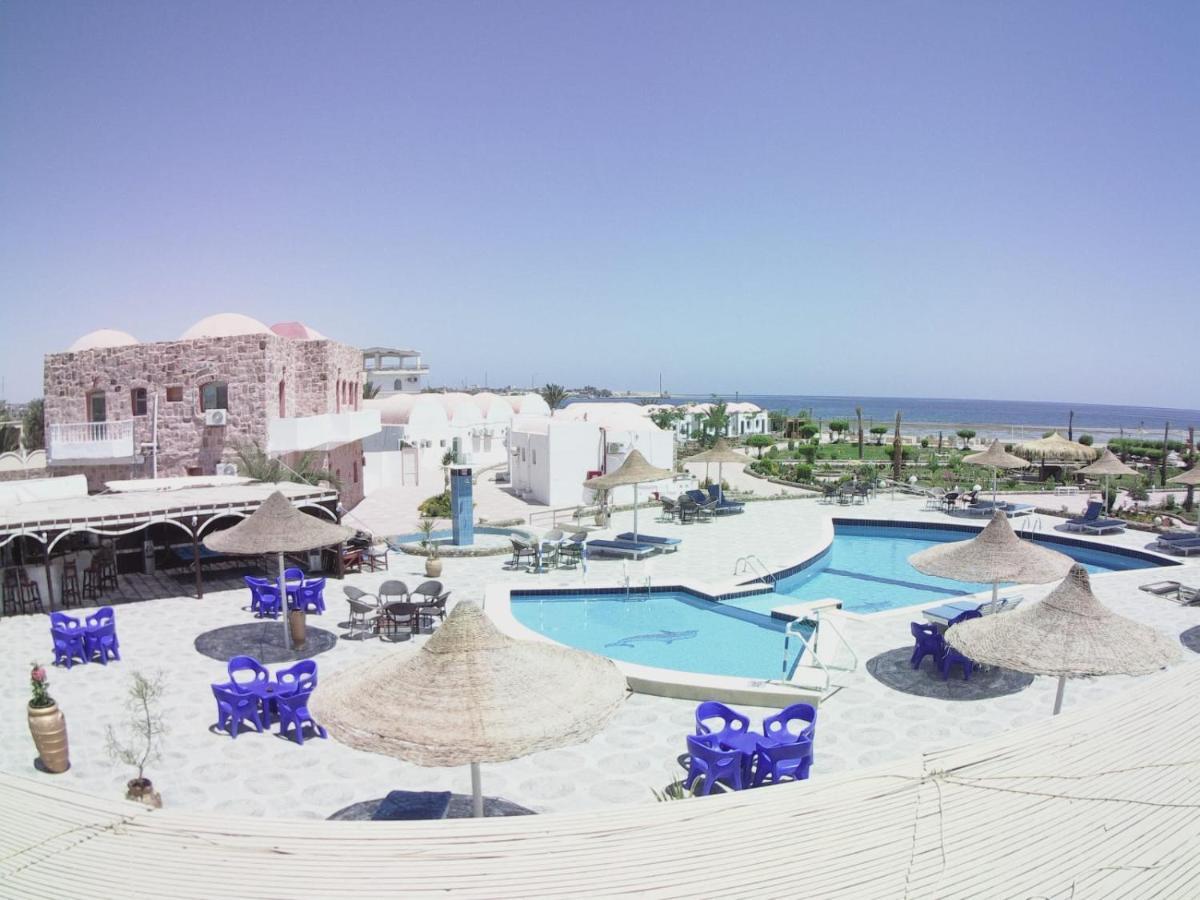 Dolphin Continental Hotel El Qoseir Екстериор снимка
