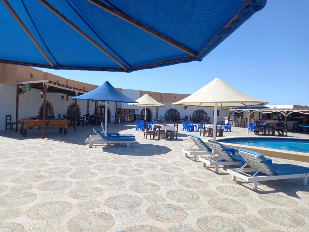 Dolphin Continental Hotel El Qoseir Екстериор снимка