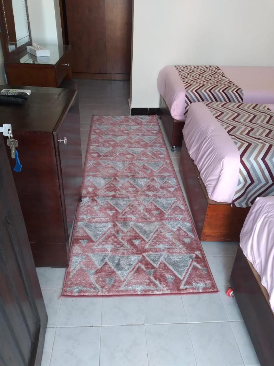 Dolphin Continental Hotel El Qoseir Стая снимка